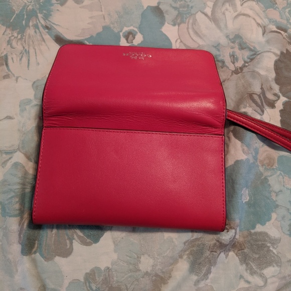 Coach wristlet - Picture 3 of 4